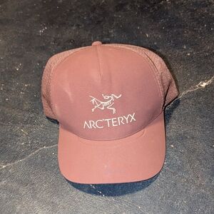 Arc'teryx Brown Cap